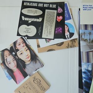 NewJeans - 1st EP 'New Jeans' album (MINJI)